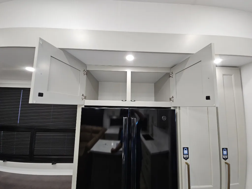 2026 Brinkley Model G 3950, Kitchen photo 7