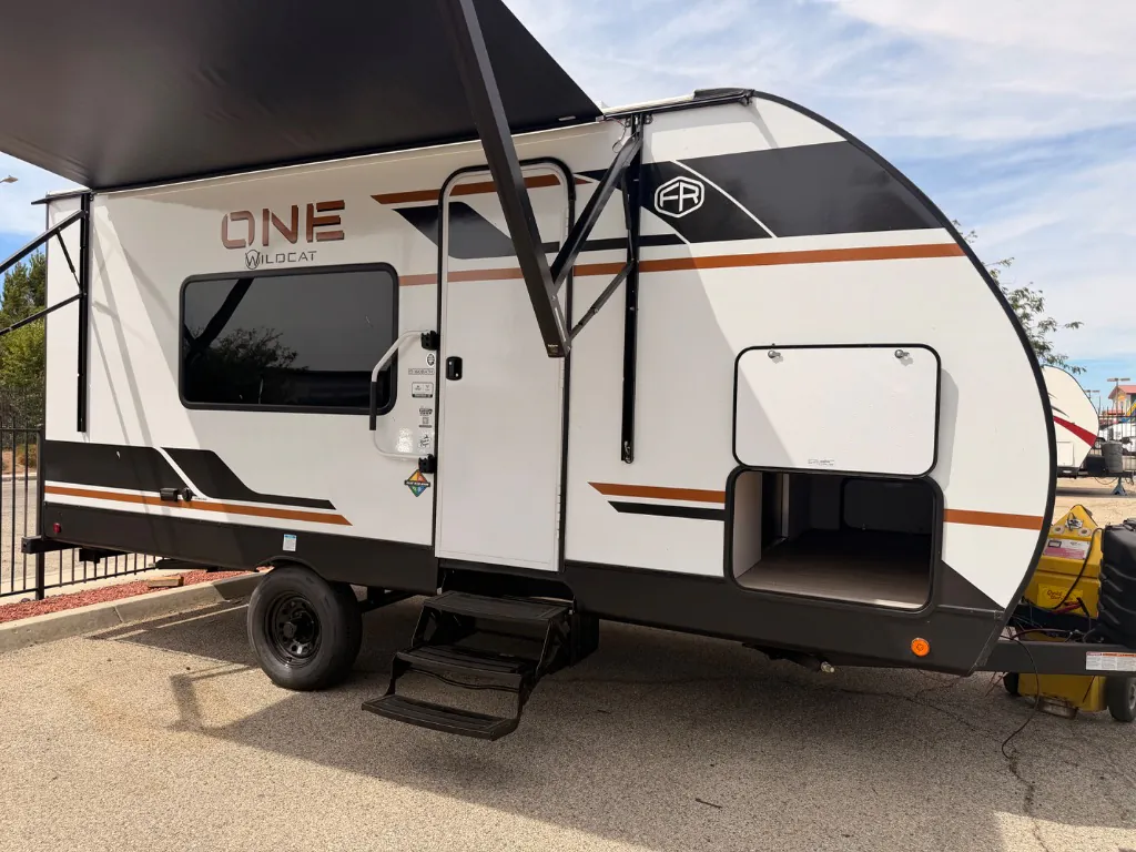 2027 Forest River Wildcat ONE 160BATH - Photo 4
