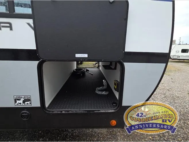 2027 Forest River RV Cherokee Alpha Wolf 27BHX - Photo 3