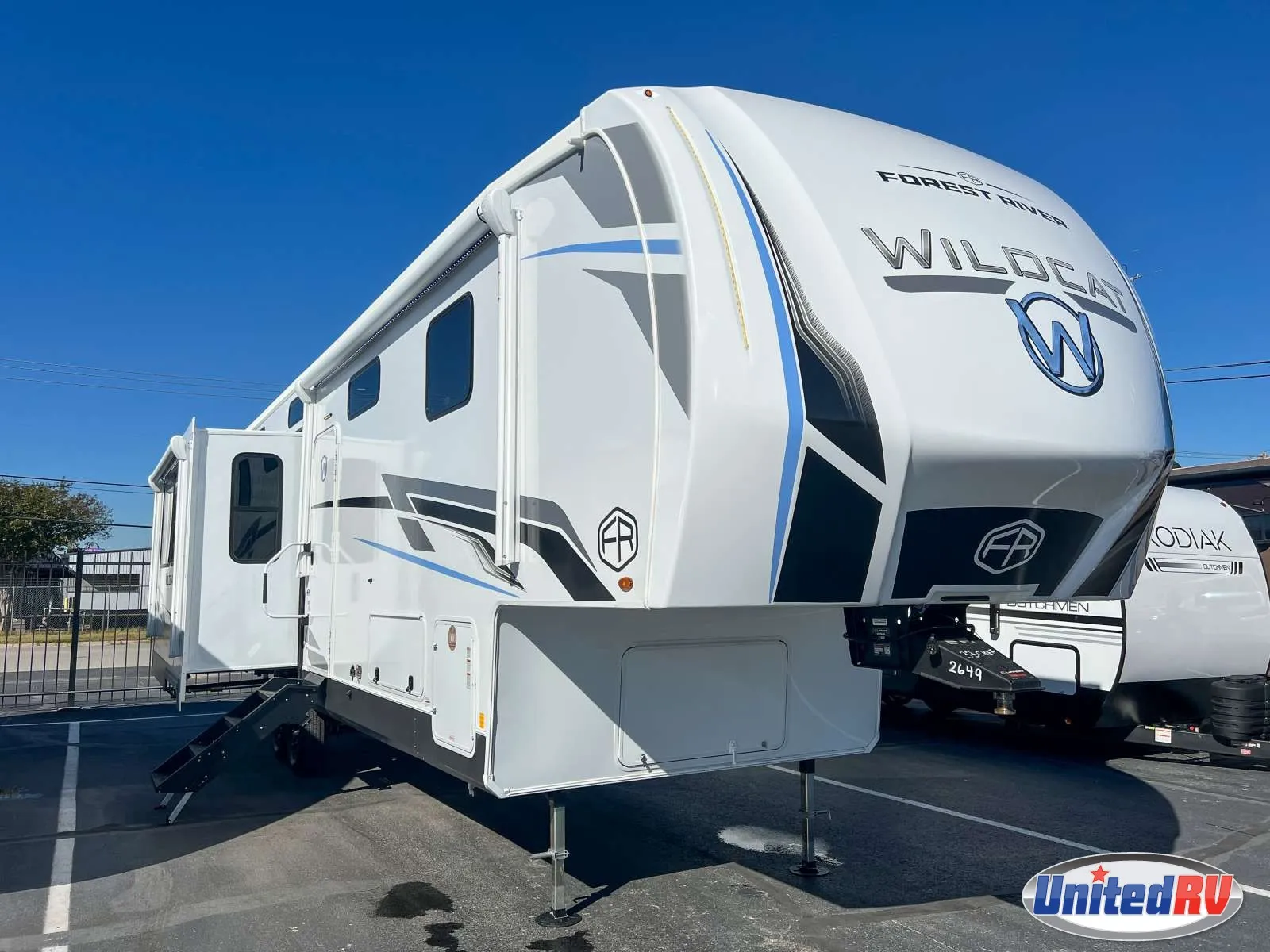 2027 VENTURE RV SPORTTREK TOURING 343VIB - Photo 3
