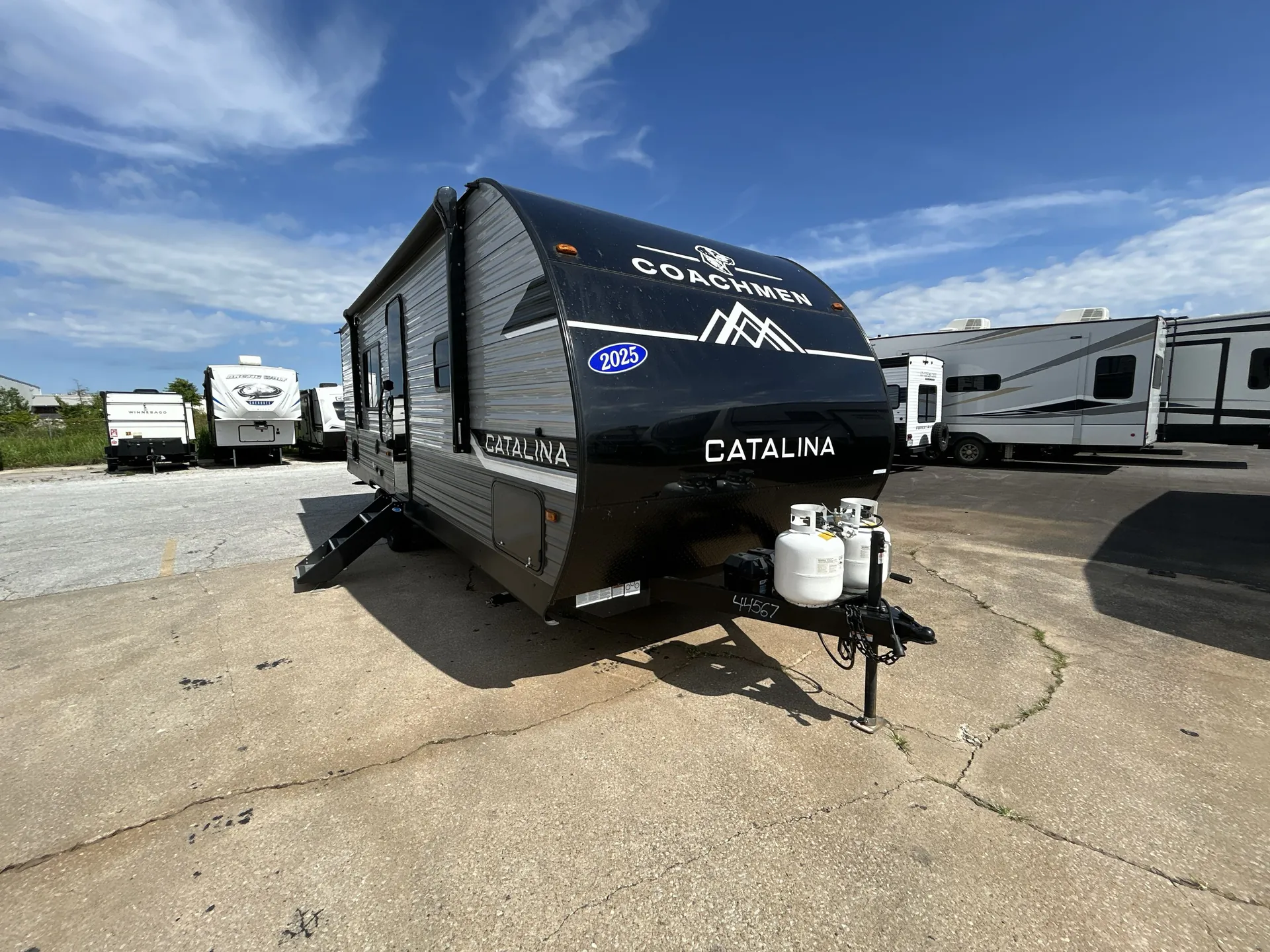 2025 Coachmen Catalina Summit 261BH - Photo 2