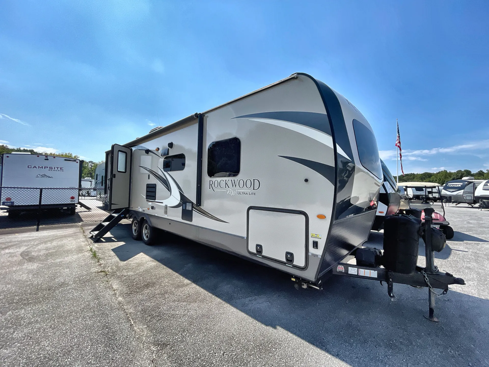 2020 Forest River Rockwood Ultra Lite 2706WS - Photo 2