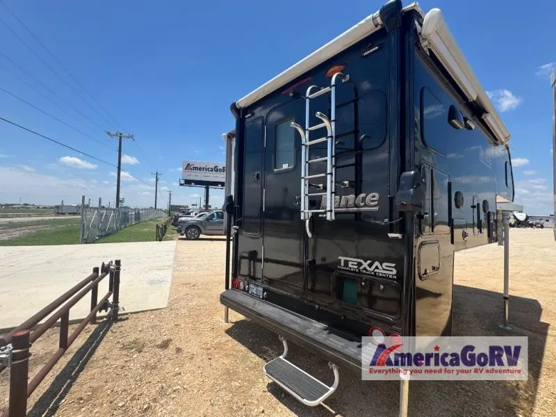 2019 Lance Lance Used   975 - Photo 4