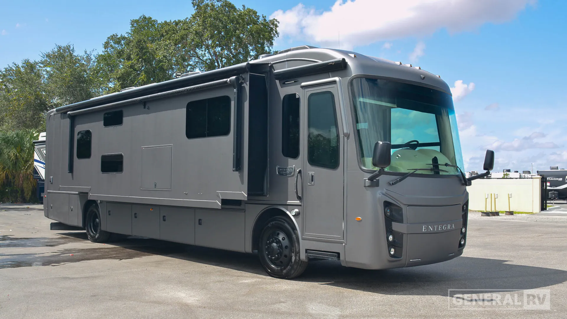 2024 Entegra Coach Reatta XL 39BH