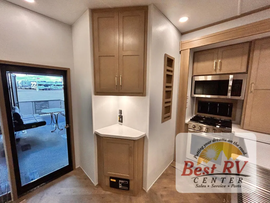2026 Keystone Raptor 433, Photos photo 31