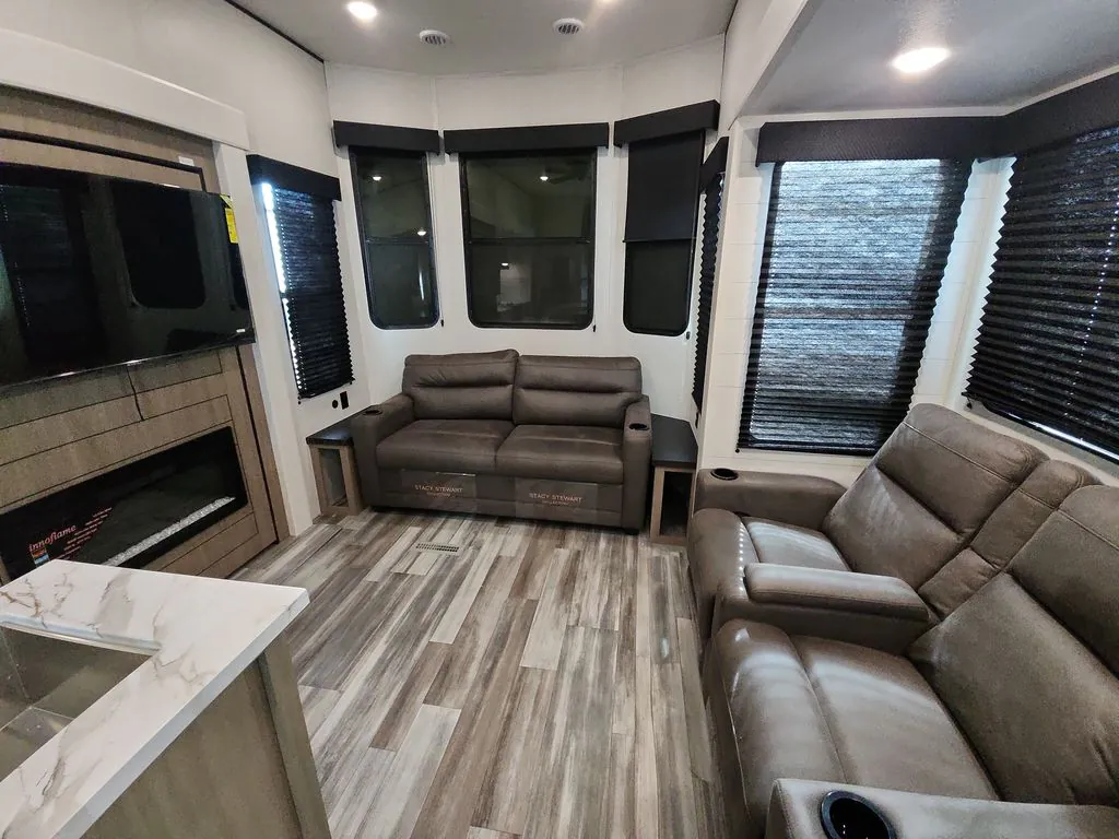 2026 Jayco Jay Flight Bungalow 401LOFT DS, Photos photo 19