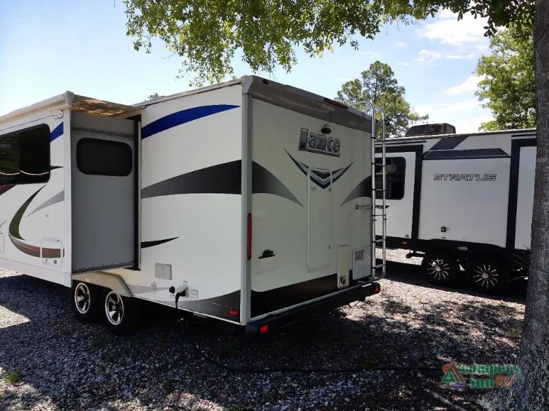 2017 Lance Lance Travel Trailers 2155 - Photo 3