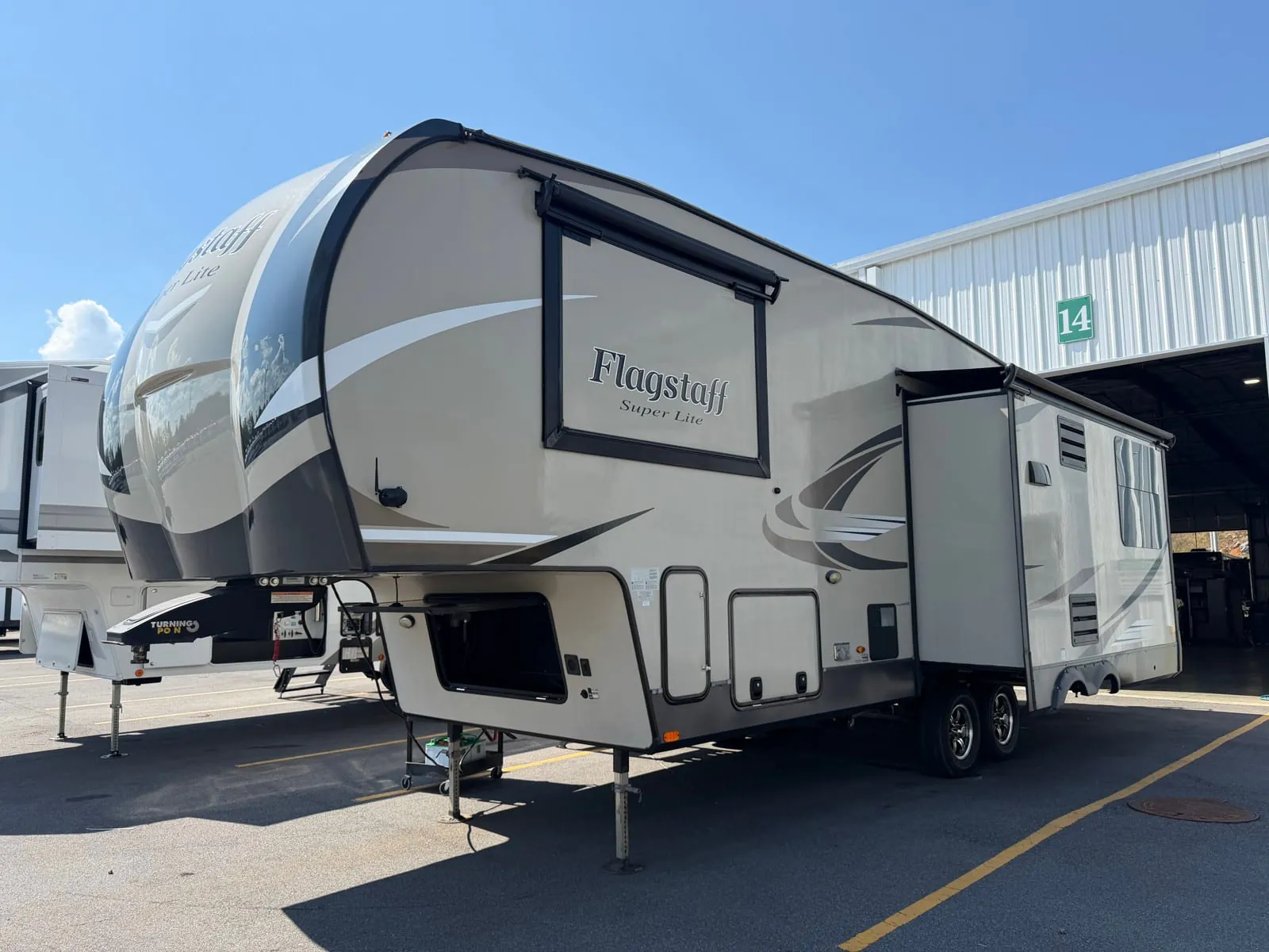 2019 Forest River Flagstaff Super Lite 528IKWS - Photo 3
