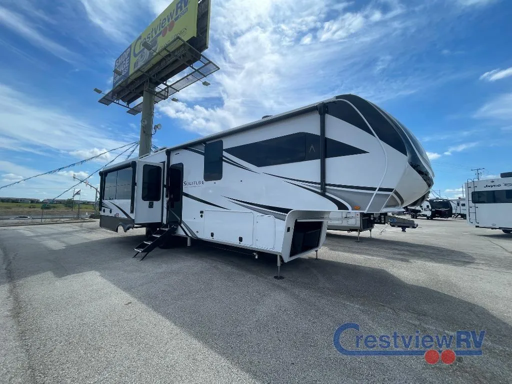 2026 Grand Design Solitude 370DV - Photo 3