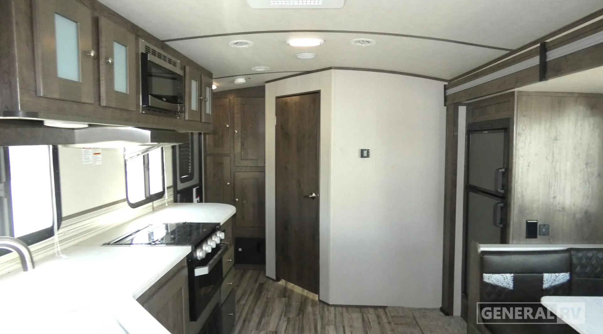 2020 Cruiser RV Cruiser 2120RB - Photo 3
