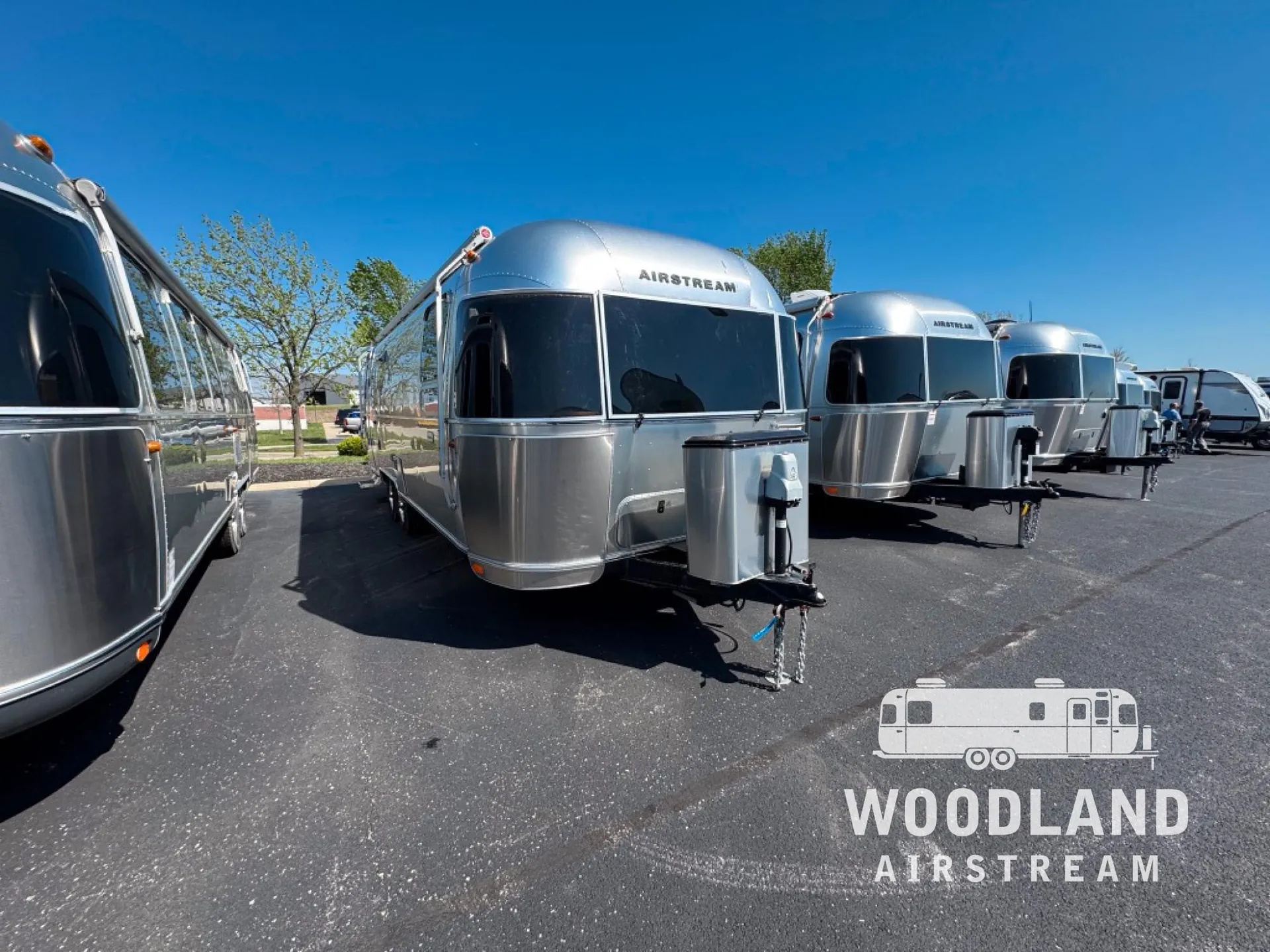2018 Airstream Globetrotter 27FB - Photo 2