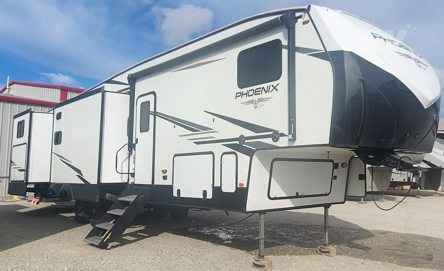 2022 Shasta Phoenix 367BH - Photo 2
