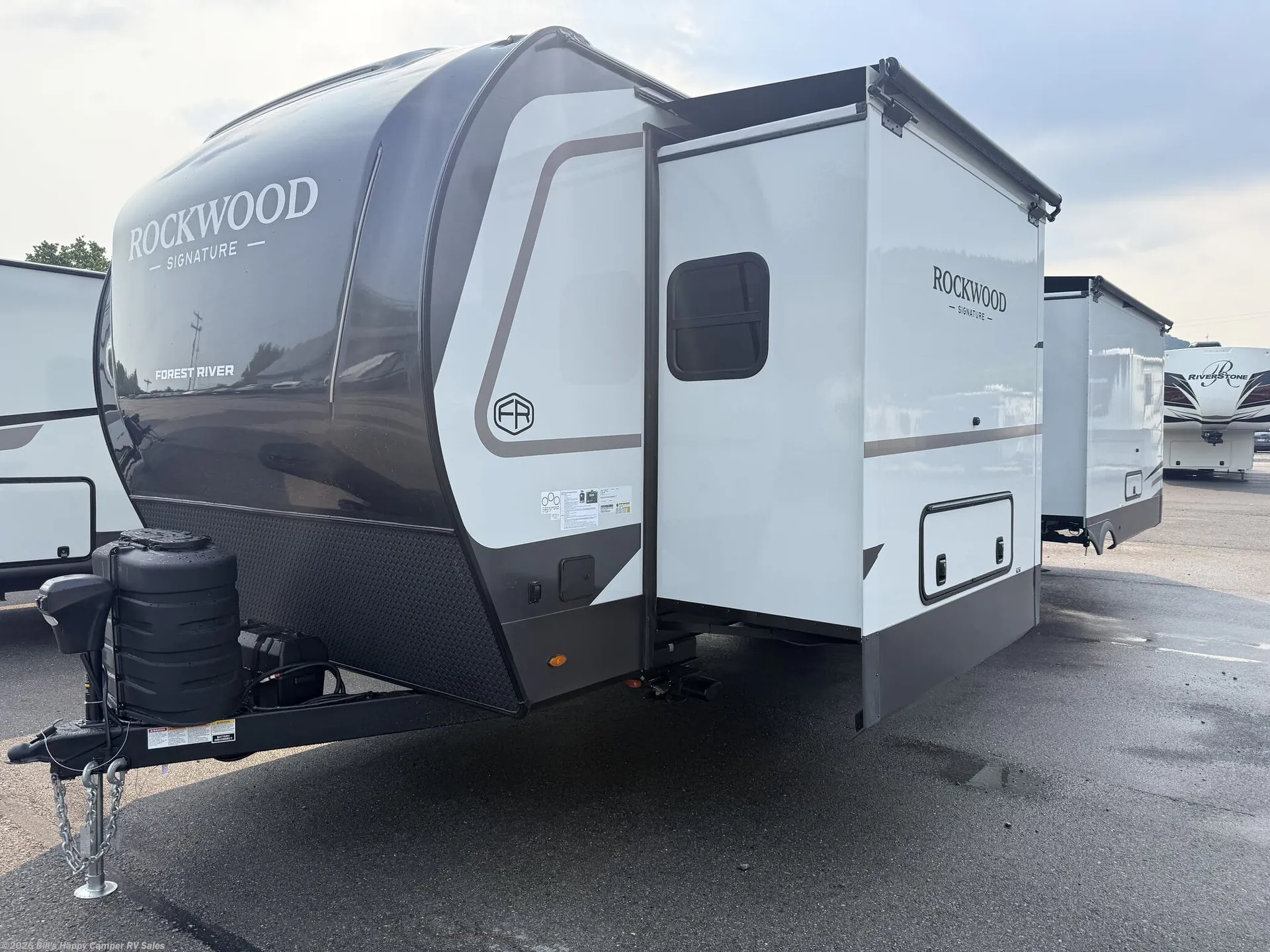 2027 Forest River Rockwood Signature 8393RK - Photo 4