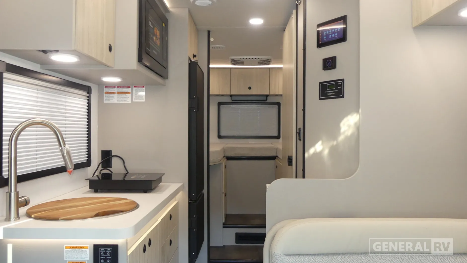 2026 Entegra Coach Condor 22T - Photo 3