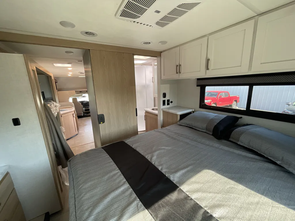 2026 Thor Motor Coach Freedom Elite 31FE, Photos photo 14