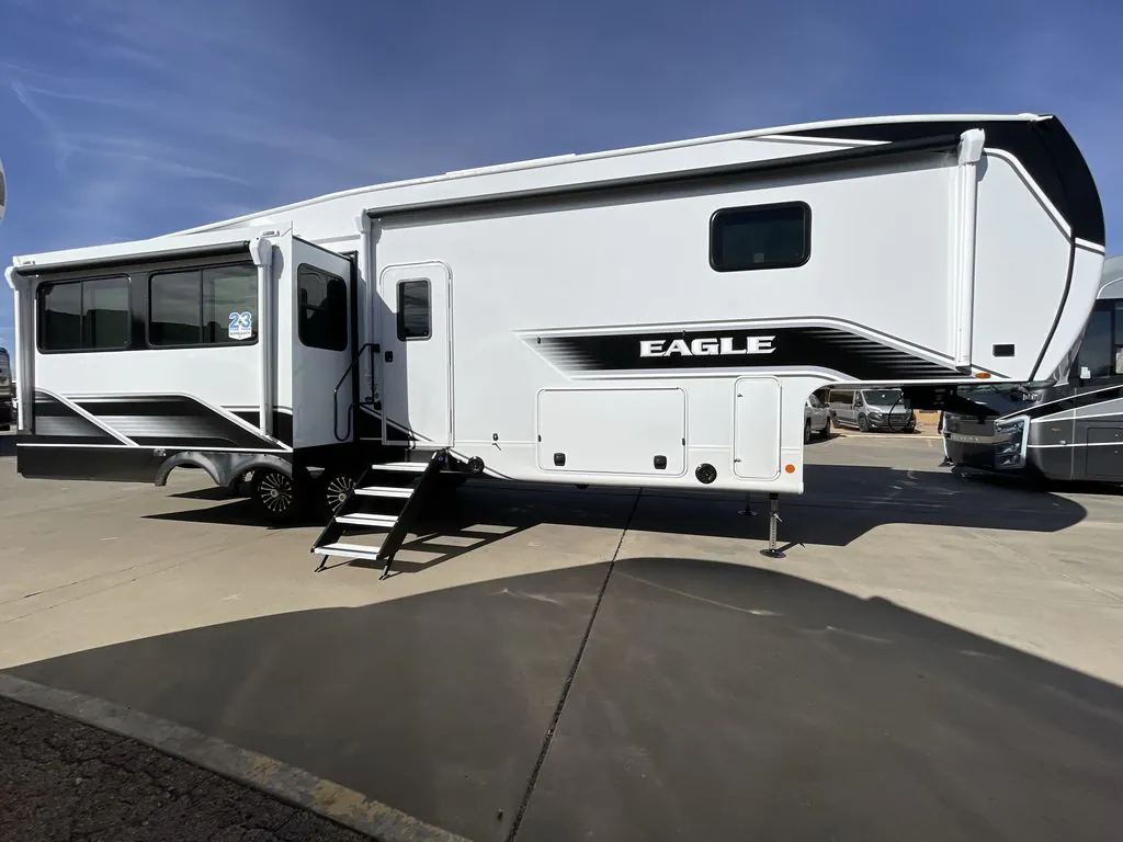 2026 Jayco Eagle 321RSTS, Photos photo 2