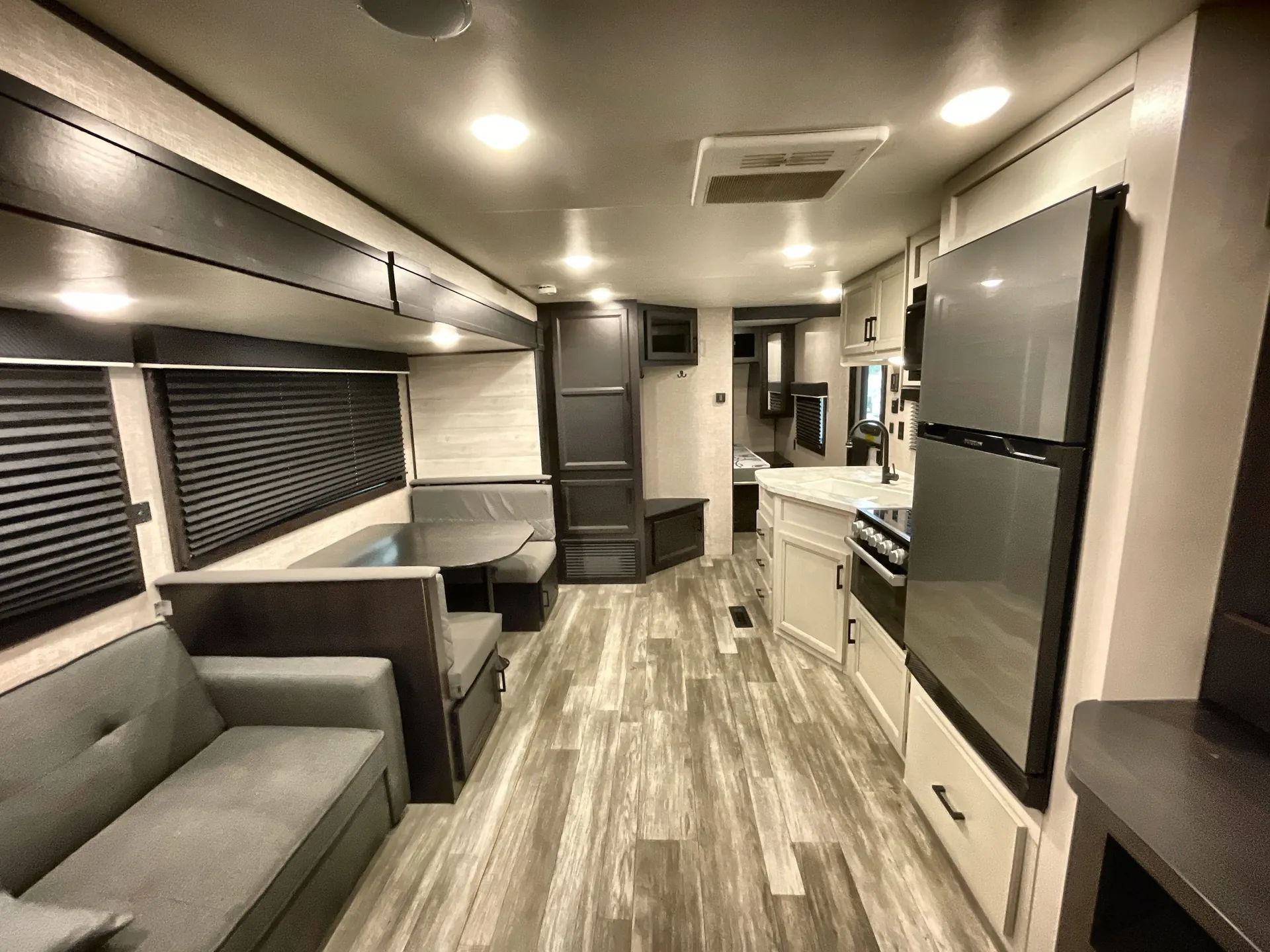 2023 Jayco Jay Flight 280BHK — living area main