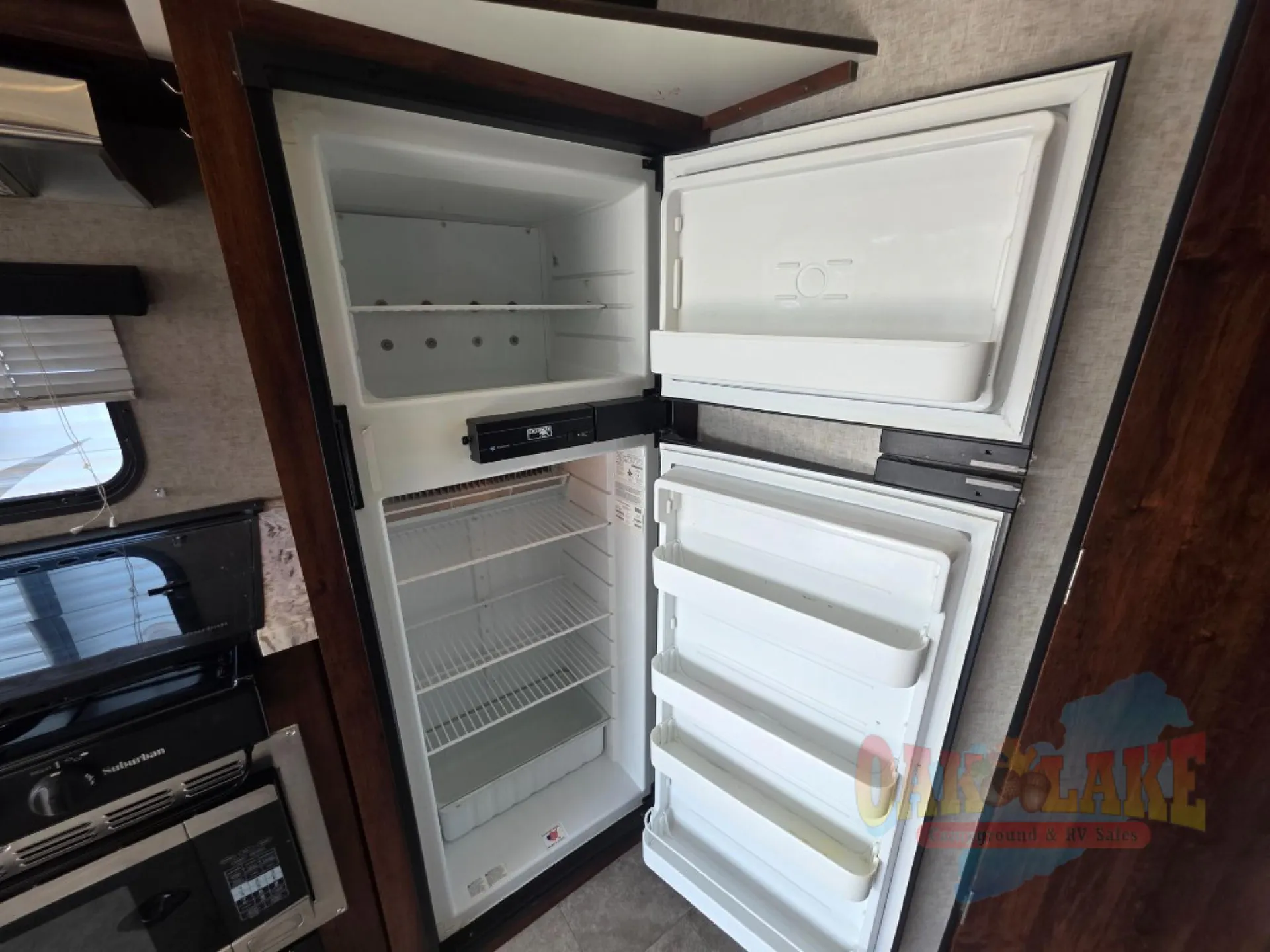 2018 Forest River Vengeance Rogue 25V — Photo 6