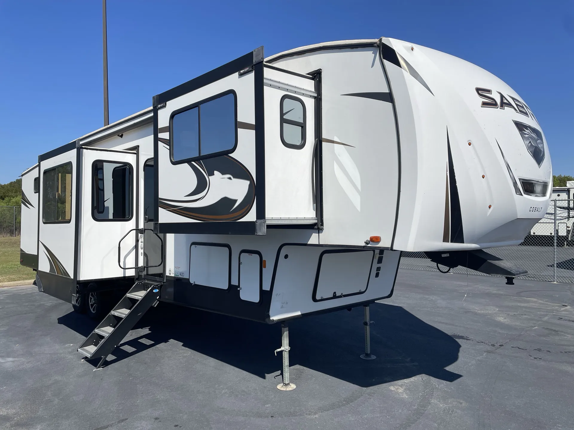 2023 Forest River Sabre 37FLH