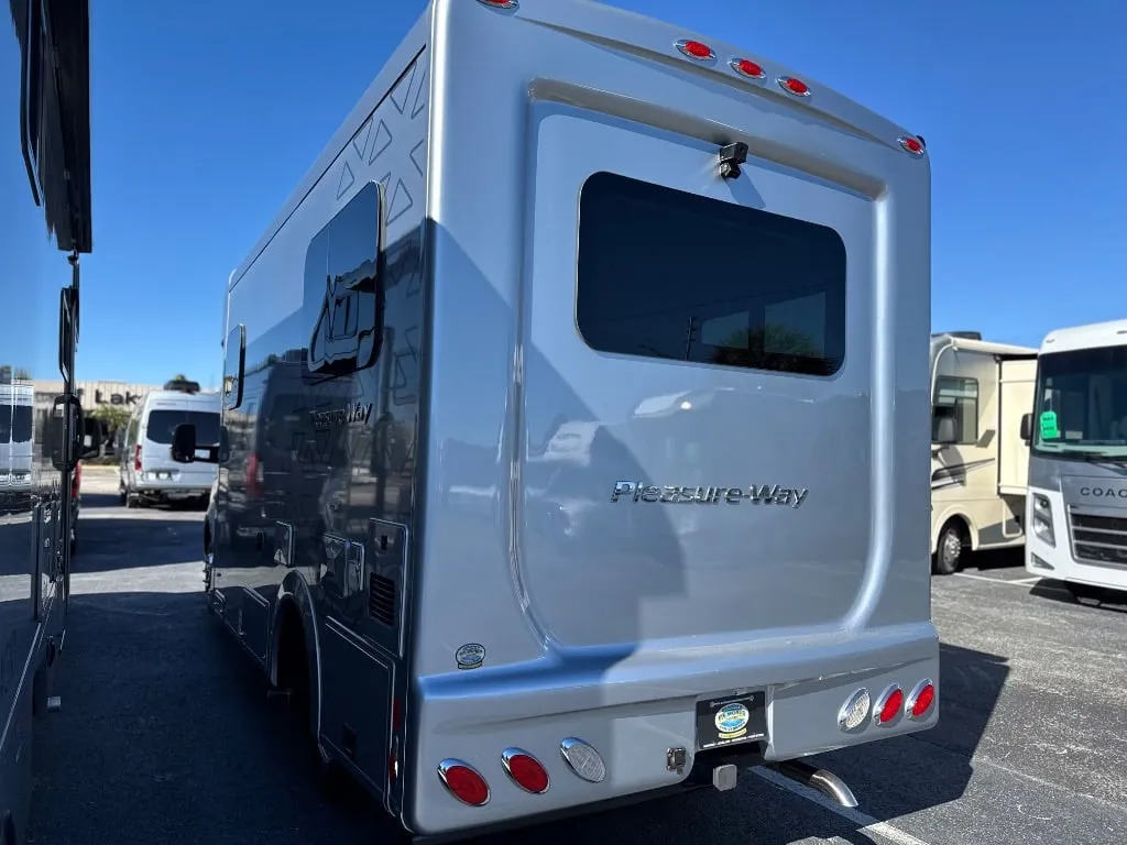 2026 Pleasure-Way Plateau XLTS - Photo 3