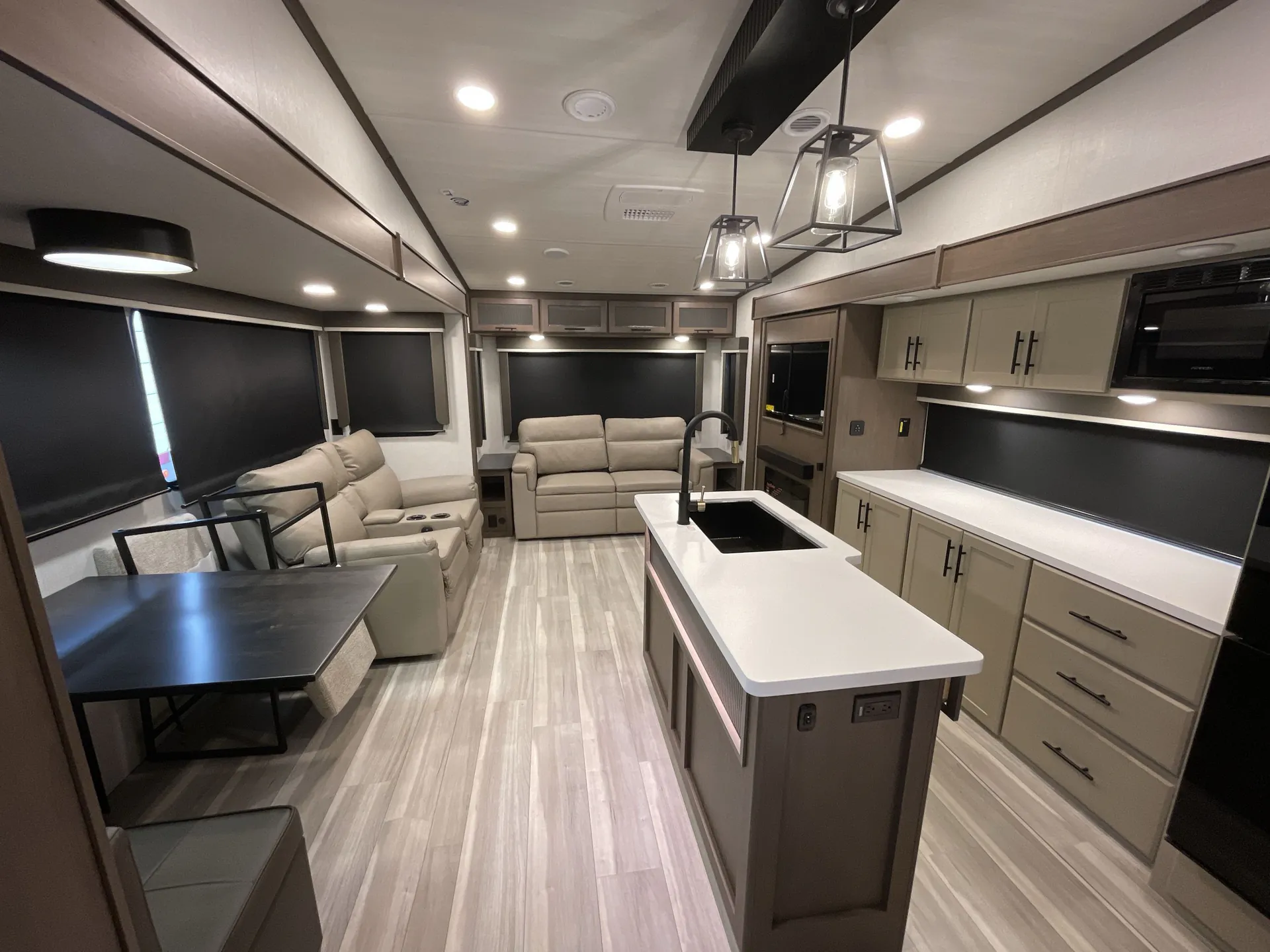 2026 Keystone Cougar 28RLI — living area main