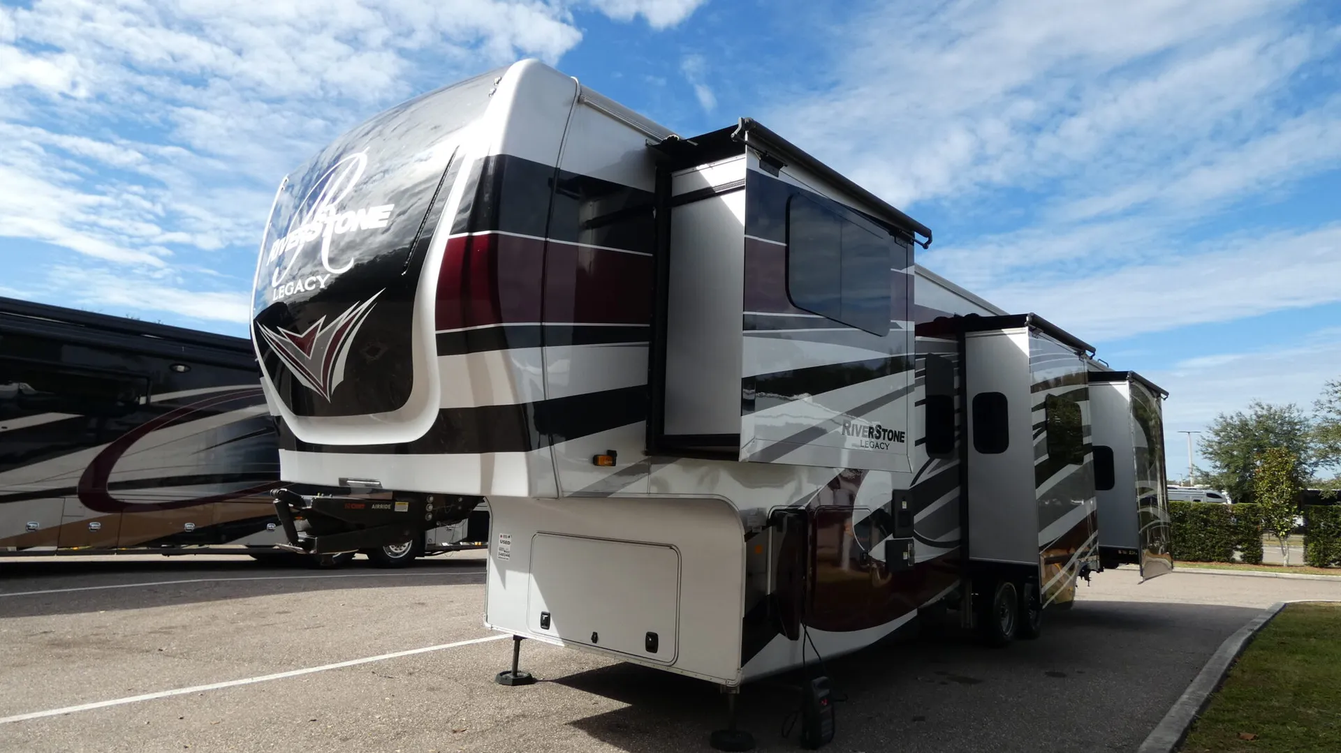 2023 Forest River Riverstone 391FSK - Photo 4