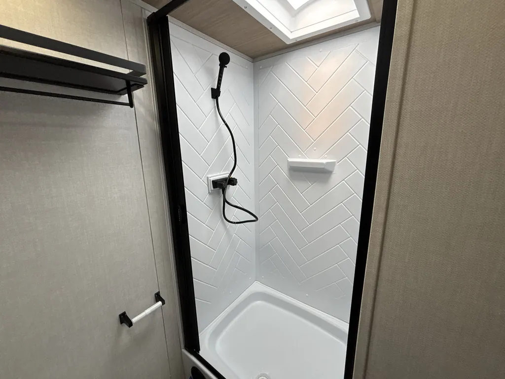 2026 Forest River Vibe 3400XL, Photos photo 19