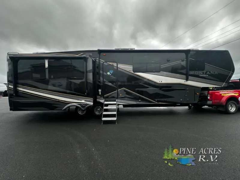 2025 Keystone Montana 3857BR - Photo 2