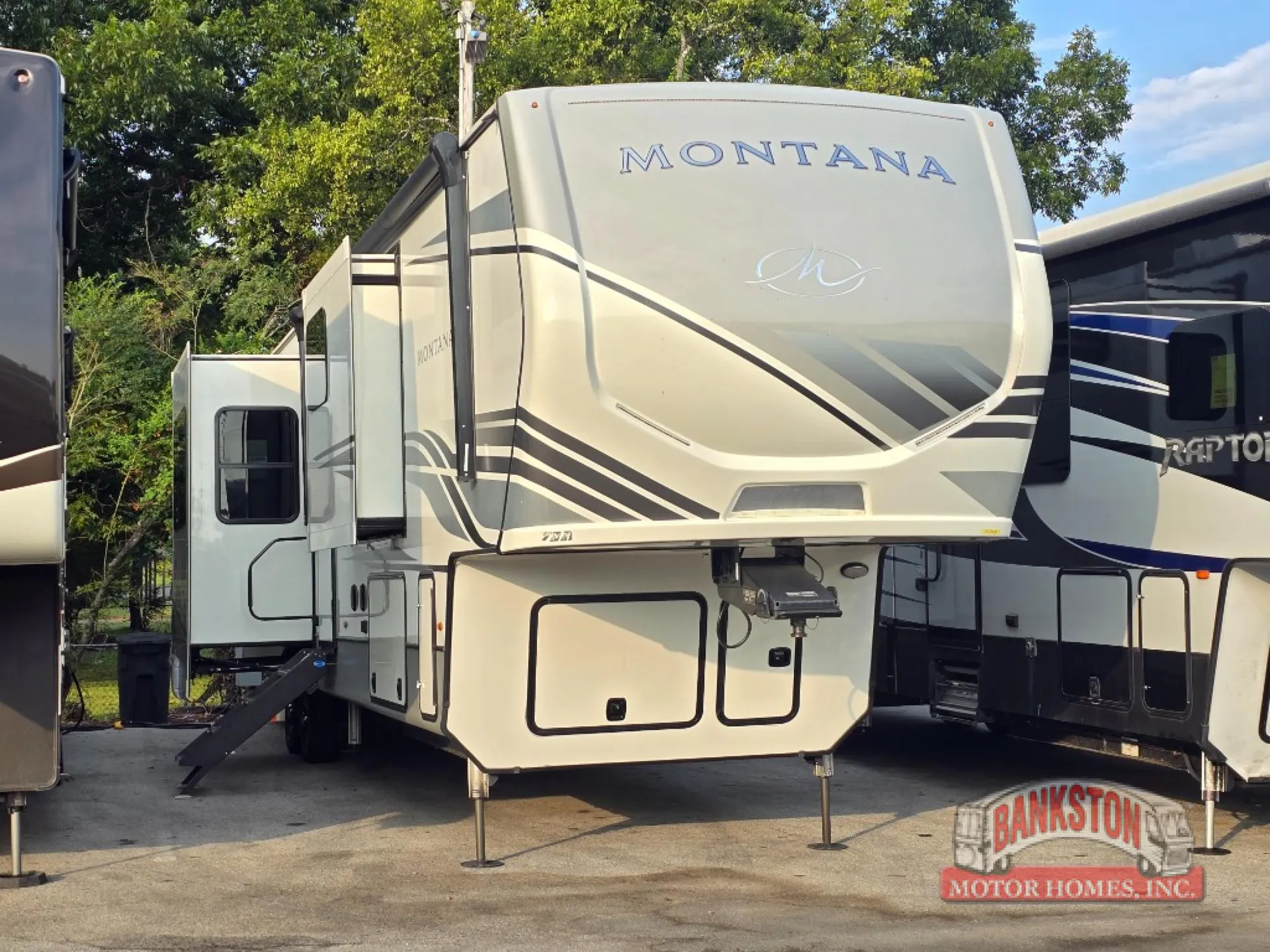 2023 Keystone Montana 3901RK