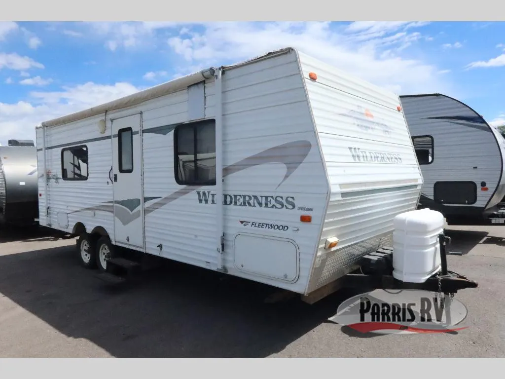 2005 Fleetwood RV Wilderness 250FQ - Main photo