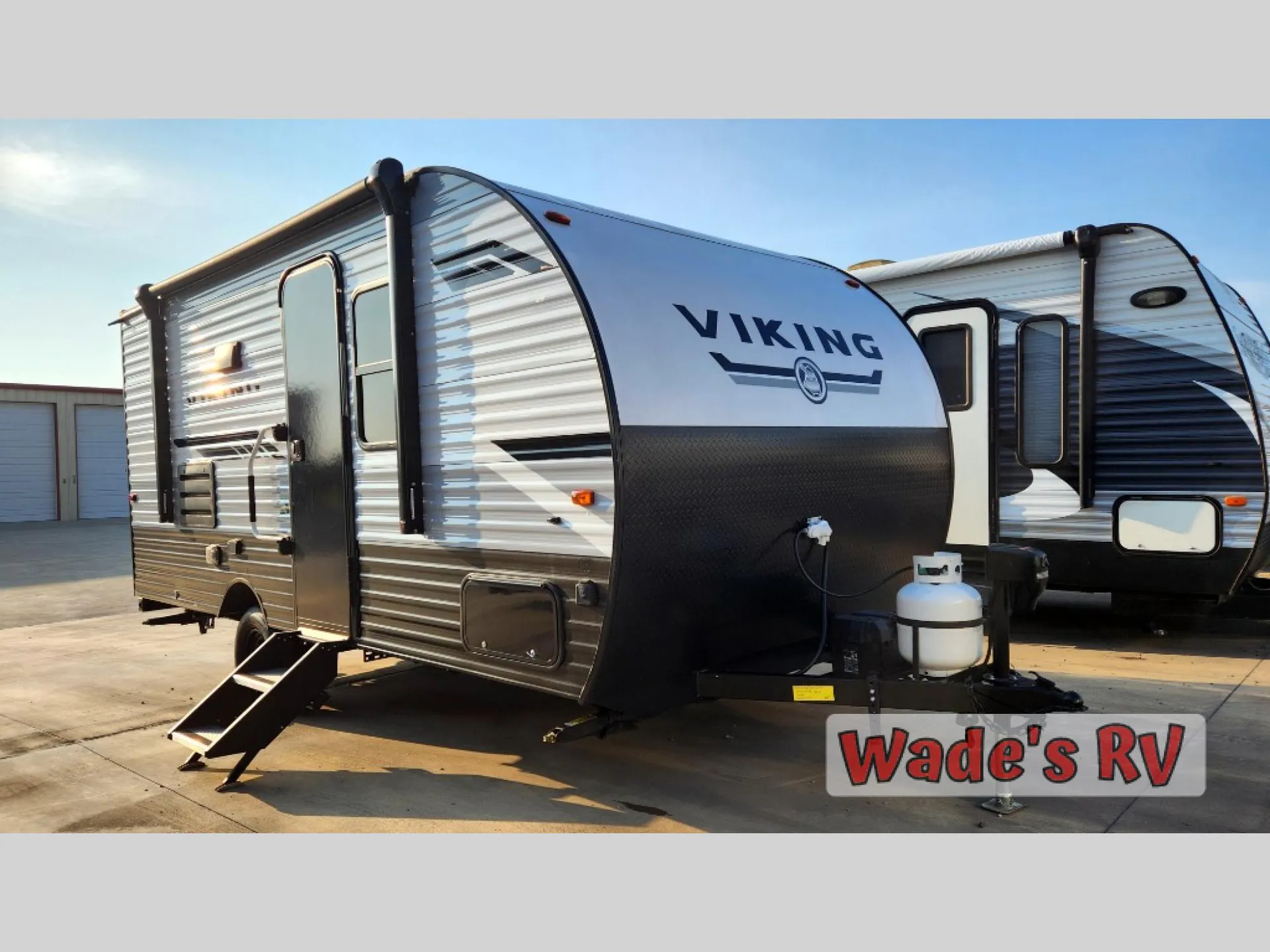 2024 Forest River Viking 18FQ - Photo 2