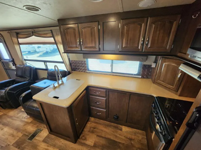 2017 Forest River Salem Hemisphere Lite 282RK, Photos photo 10