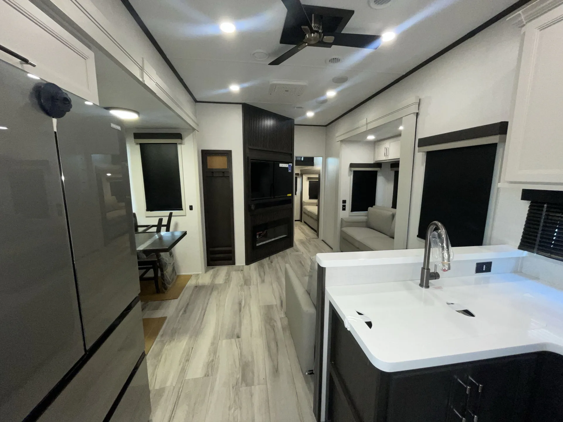 2026 Keystone Avalanche 380LT — living area main