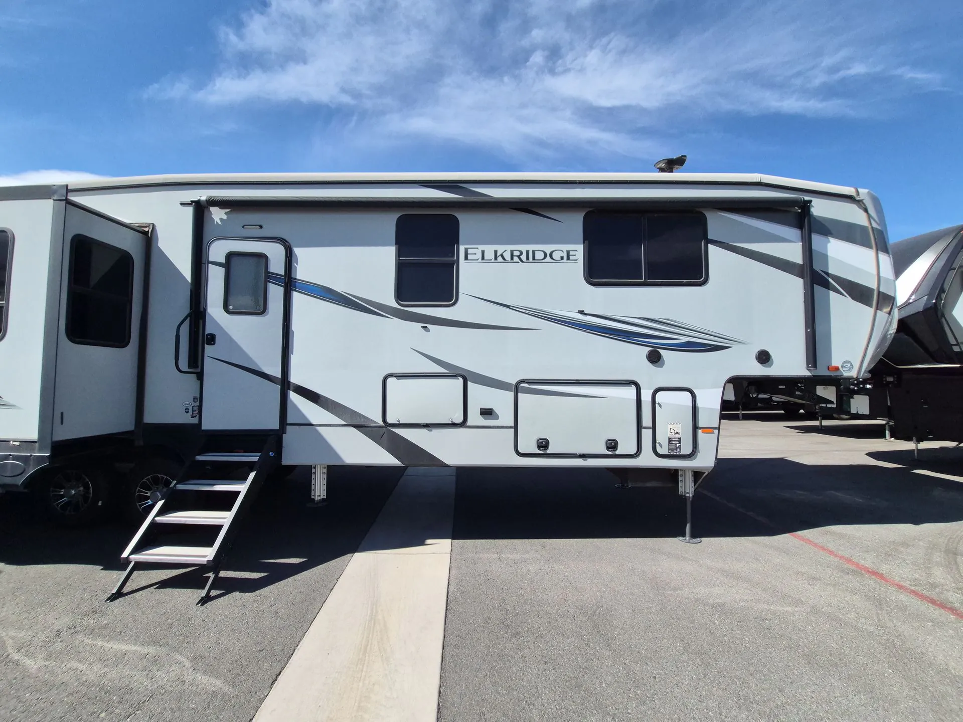 2020 Heartland ElkRidge 38MB - Photo 3
