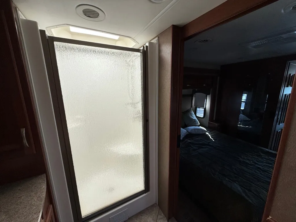 2015 Forest River RV Berkshire 38A, Photos photo 27