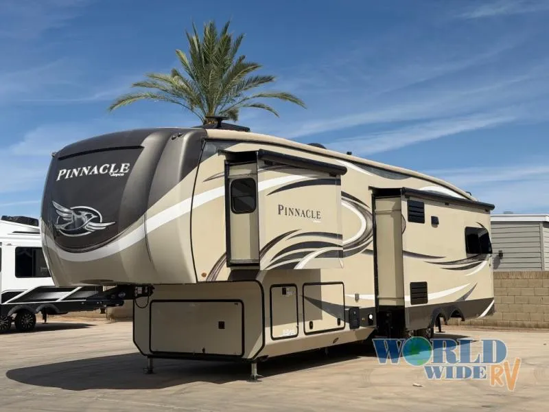 2018 Jayco Pinnacle 36KPTS - Photo 2