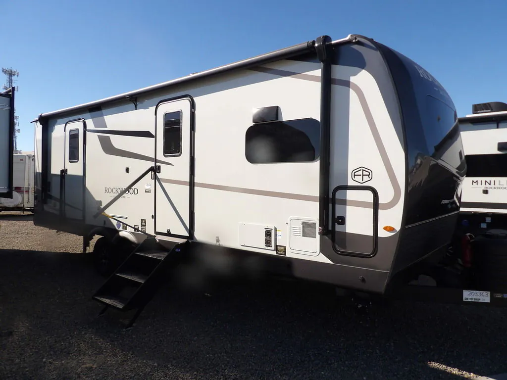 2027 Forest River Rockwood Ultra Lite 2608BS, Photos photo 3