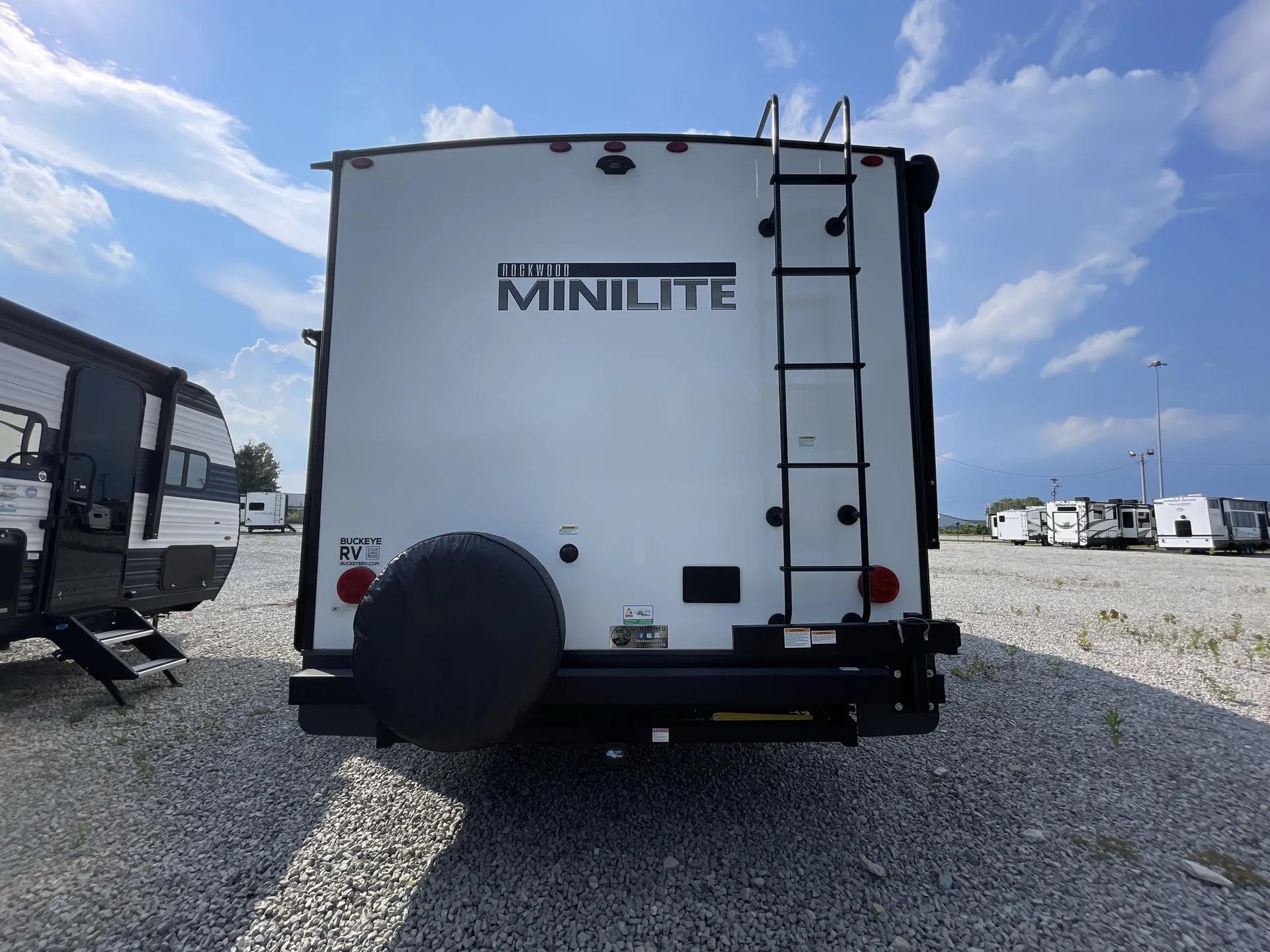 2024 Forest River Rockwood Mini Lite 2513S — backside