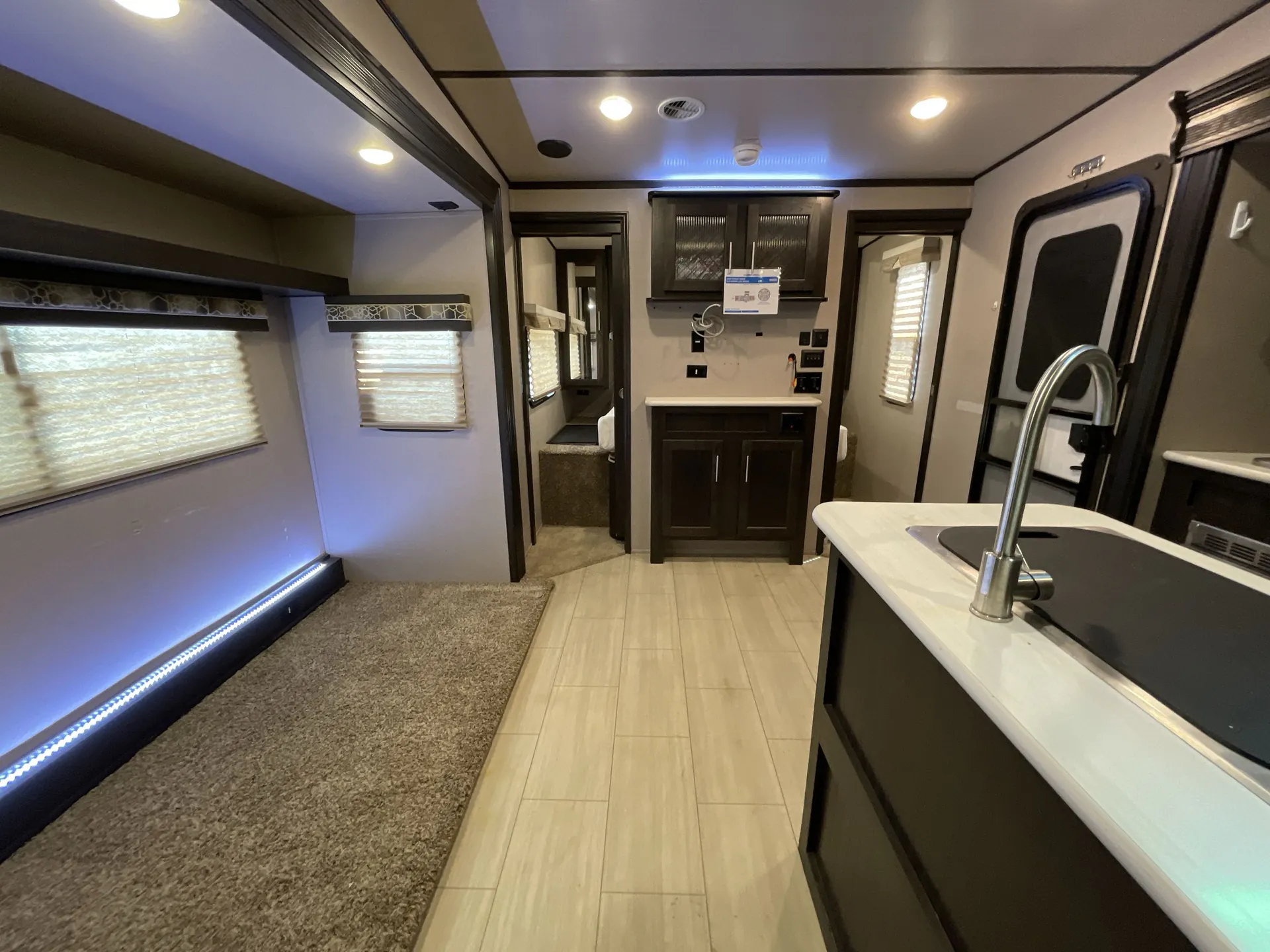 2018 Forest River XLR Hyperlite 30HDS — living area main