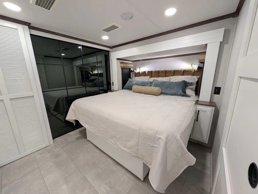 2025 Forest River RiverStone 425FO, Photos photo 41