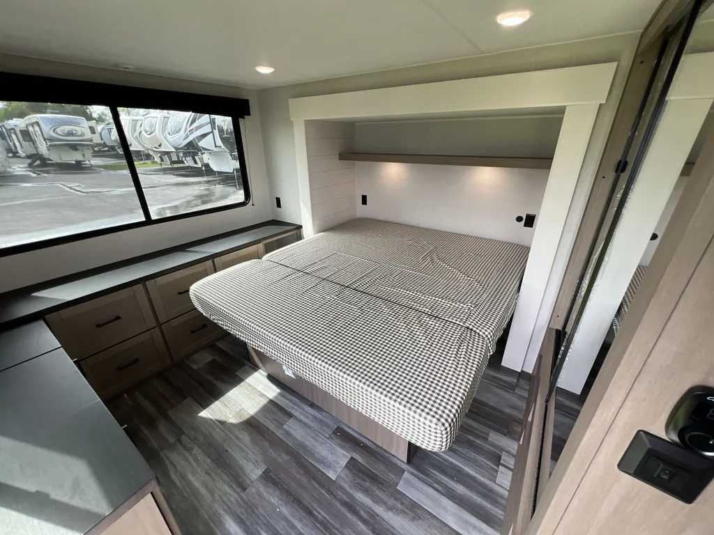 2026 Jayco Jay Flight Bungalow 401LOFT DS, Photos photo 34
