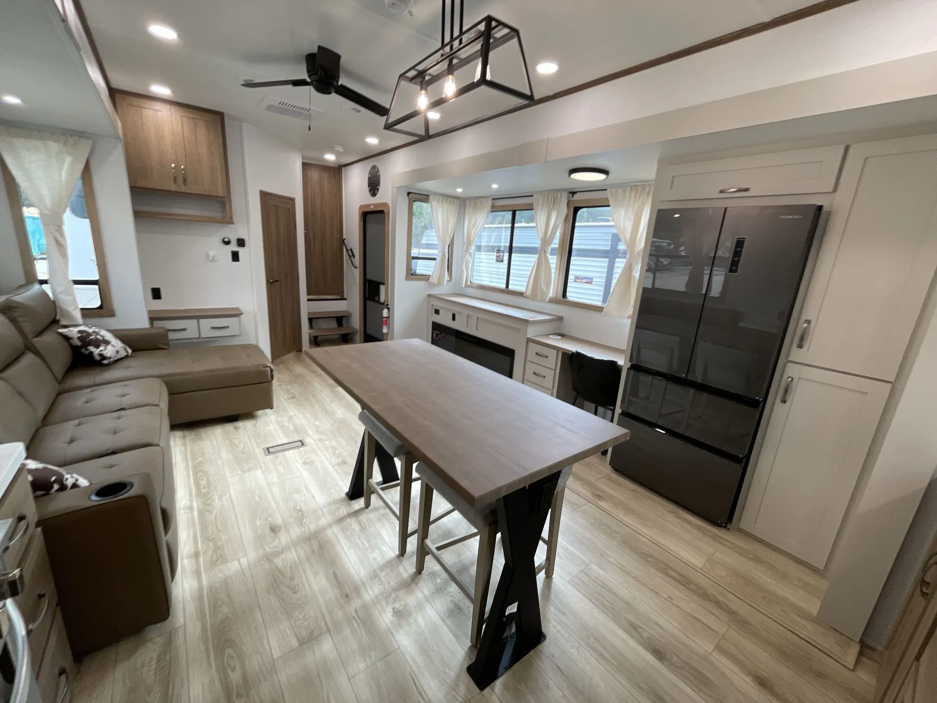 2027 Forest River Mesquite 3850HBRK — living area main