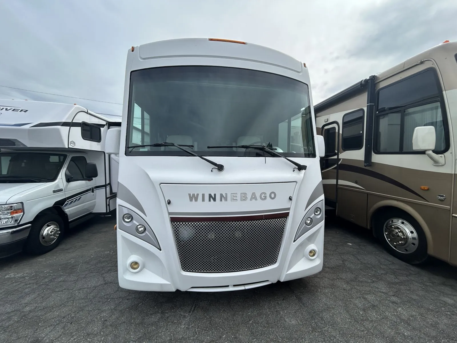 2023 Coachmen Mirada 35ES - Photo 2
