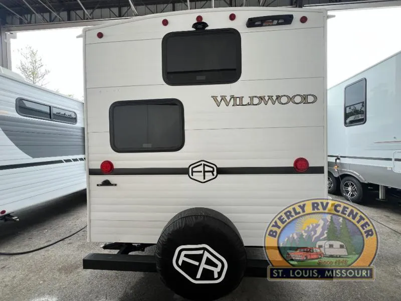2026 Forest River Wildwood 300ICE, Photos photo 7