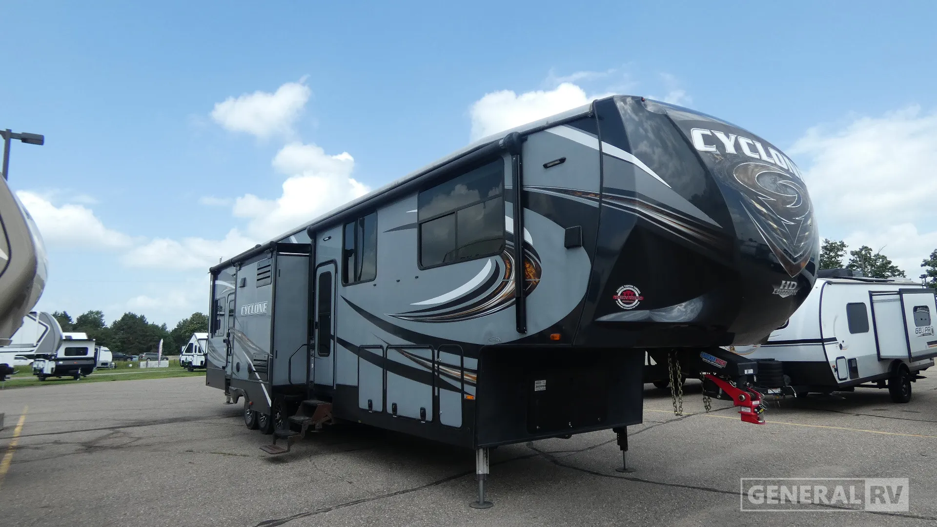 2016 Heartland Cyclone 4100 King - Photo 2