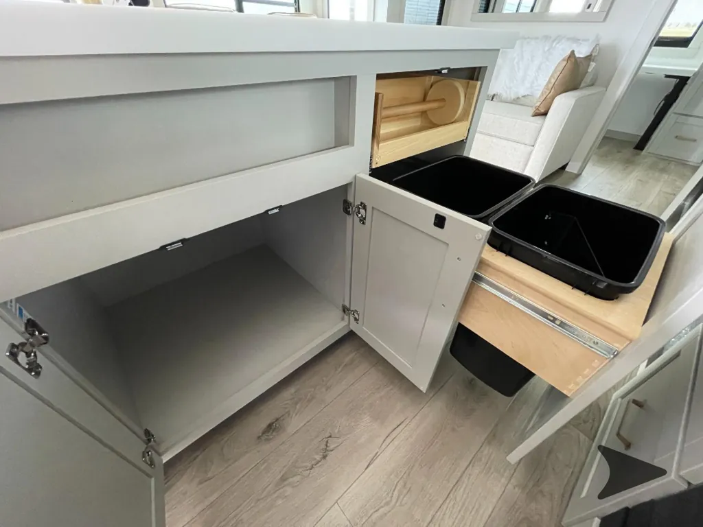 2026 Brinkley Model Z 3515, Photos photo 32
