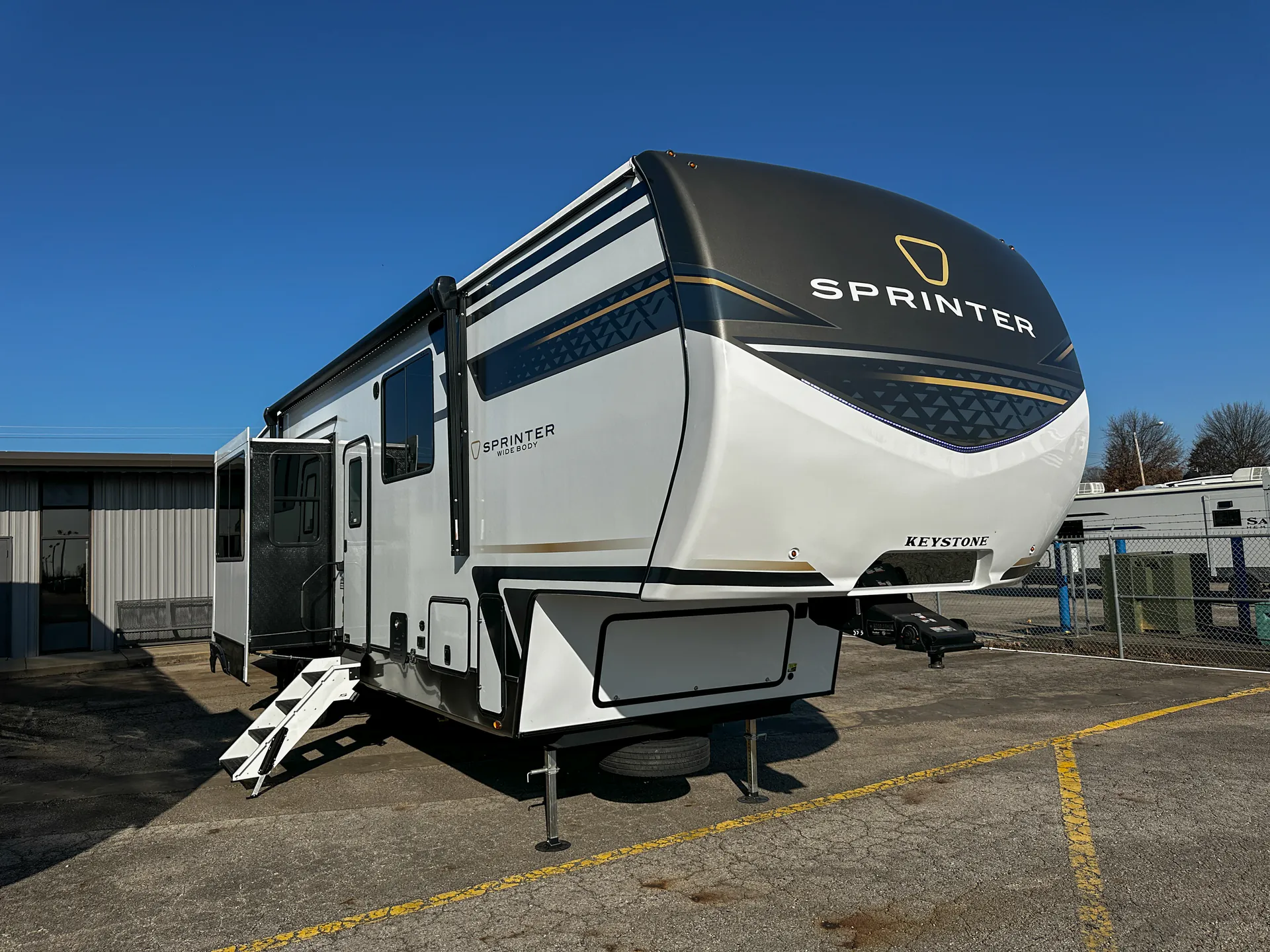 2026 Keystone Sprinter 3800FLB - Photo 2