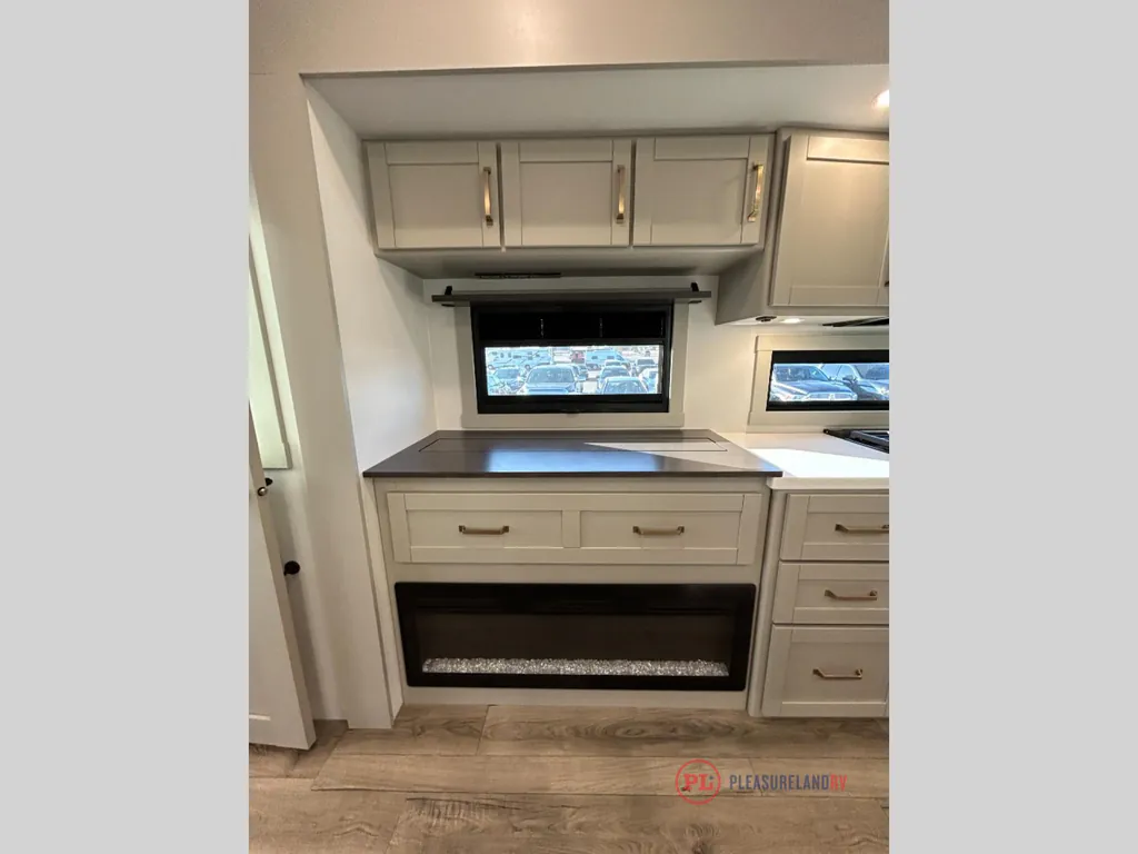 2026 Brinkley Model Z 3515, Photos photo 17