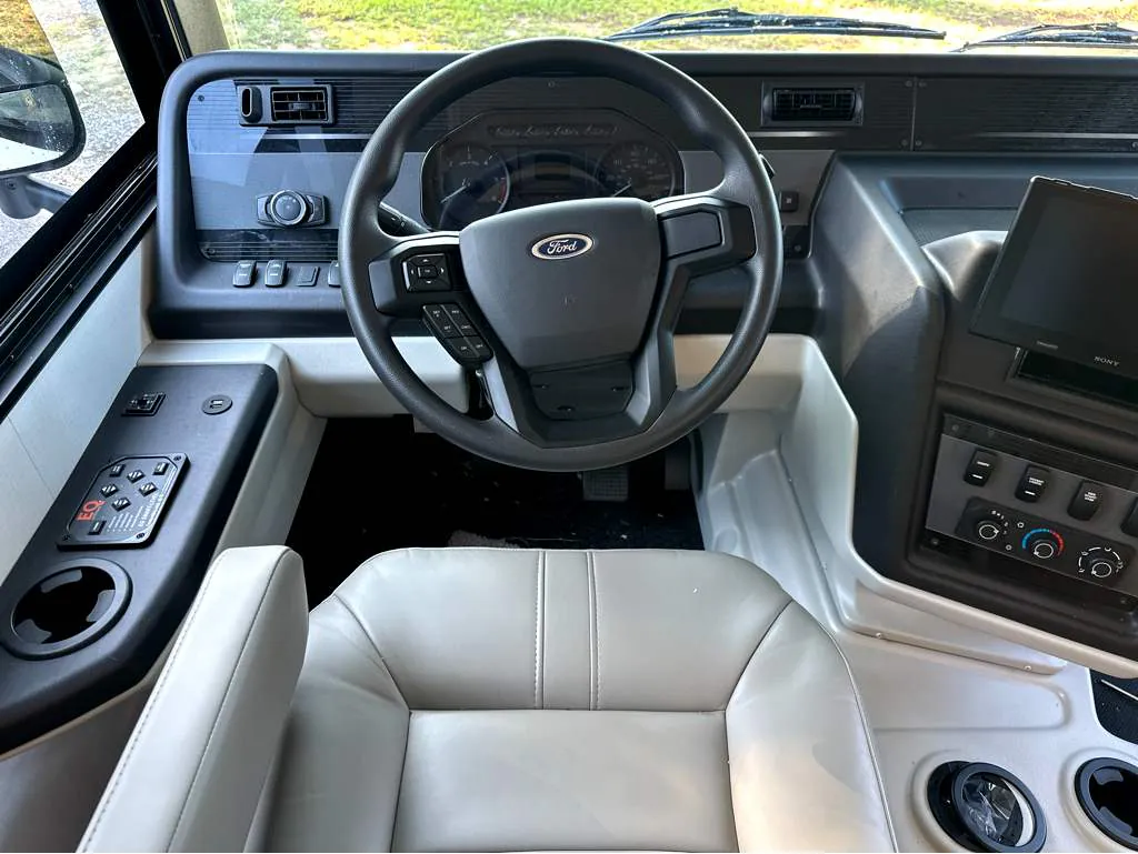 2027 Entegra Coach Vision XL 36C, Photos photo 27
