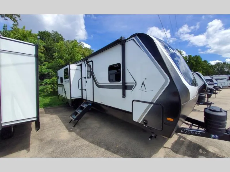 2026 Grand Design Imagine 2670MK - Photo 2